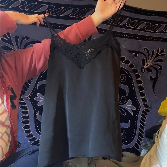 Lacey tank top. - Picture 1 of 1